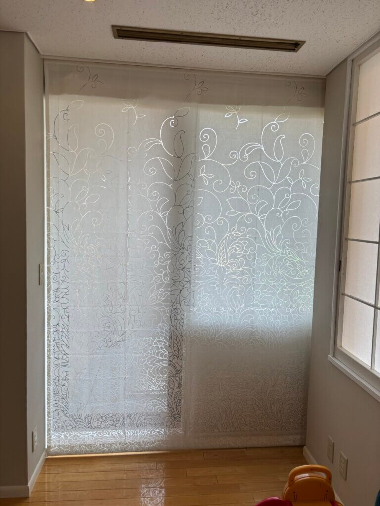 フロントレース × ウェーブスタイルで上質モダンインテリア