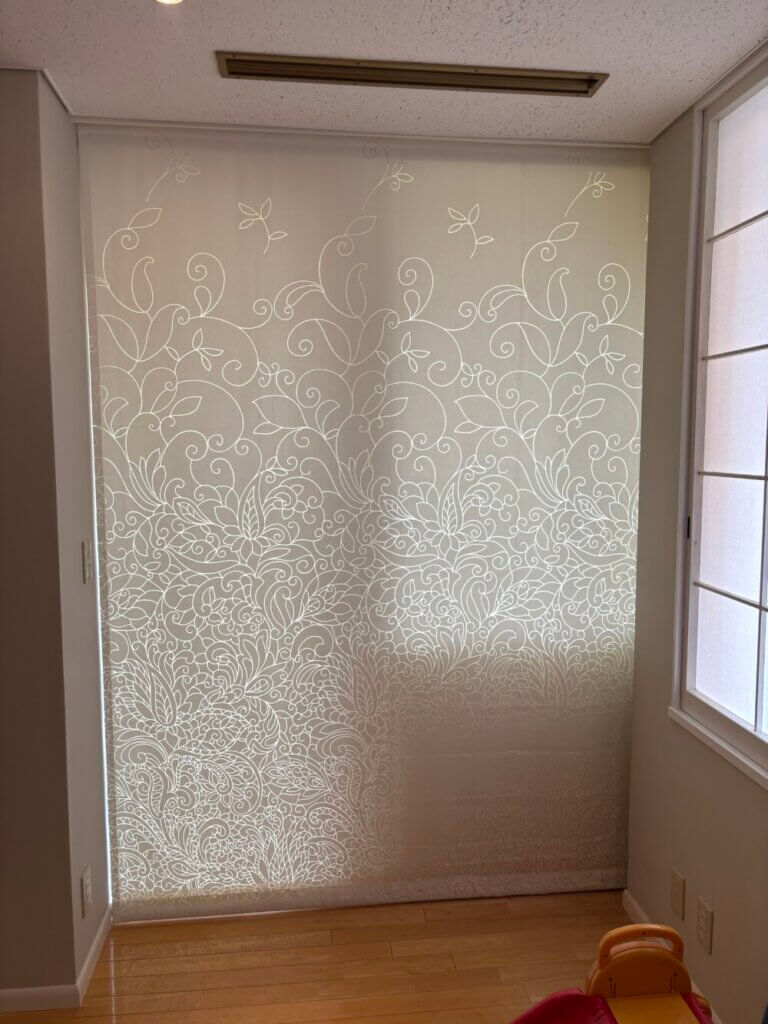 フロントレース × ウェーブスタイルで上質モダンインテリア