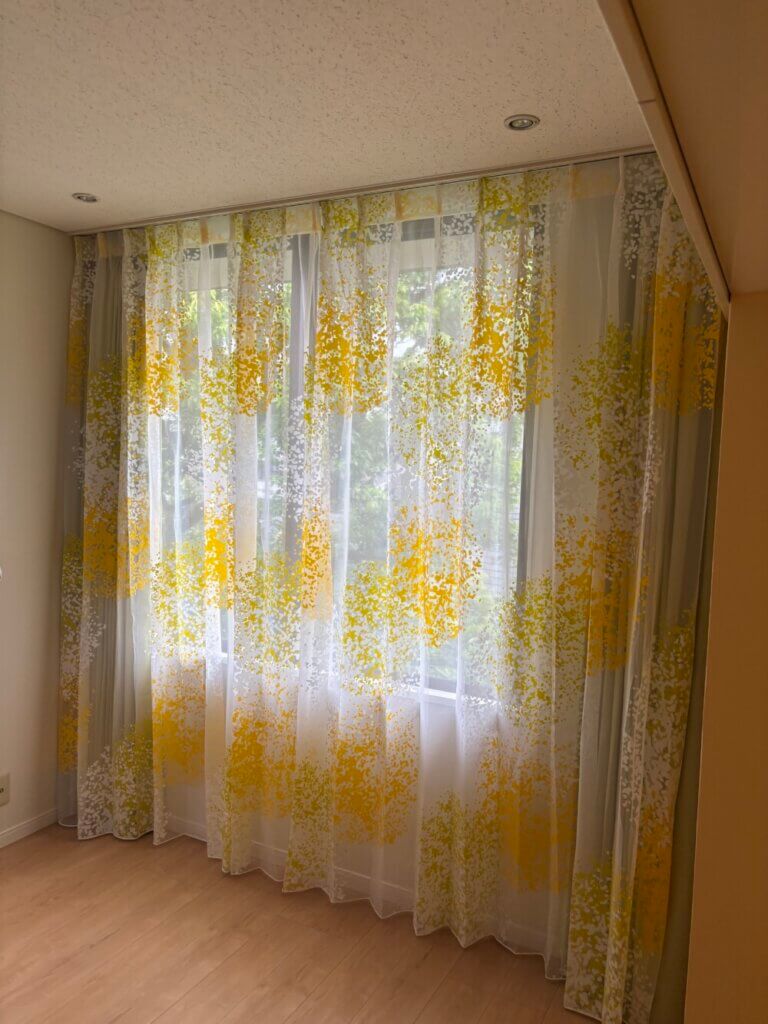 フロントレース × ウェーブスタイルで上質モダンインテリア