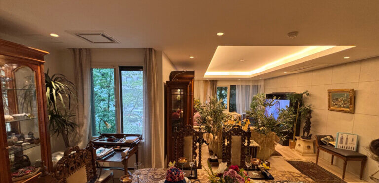 クラシカルな空間に調和するバランスカーテンへの掛け替え