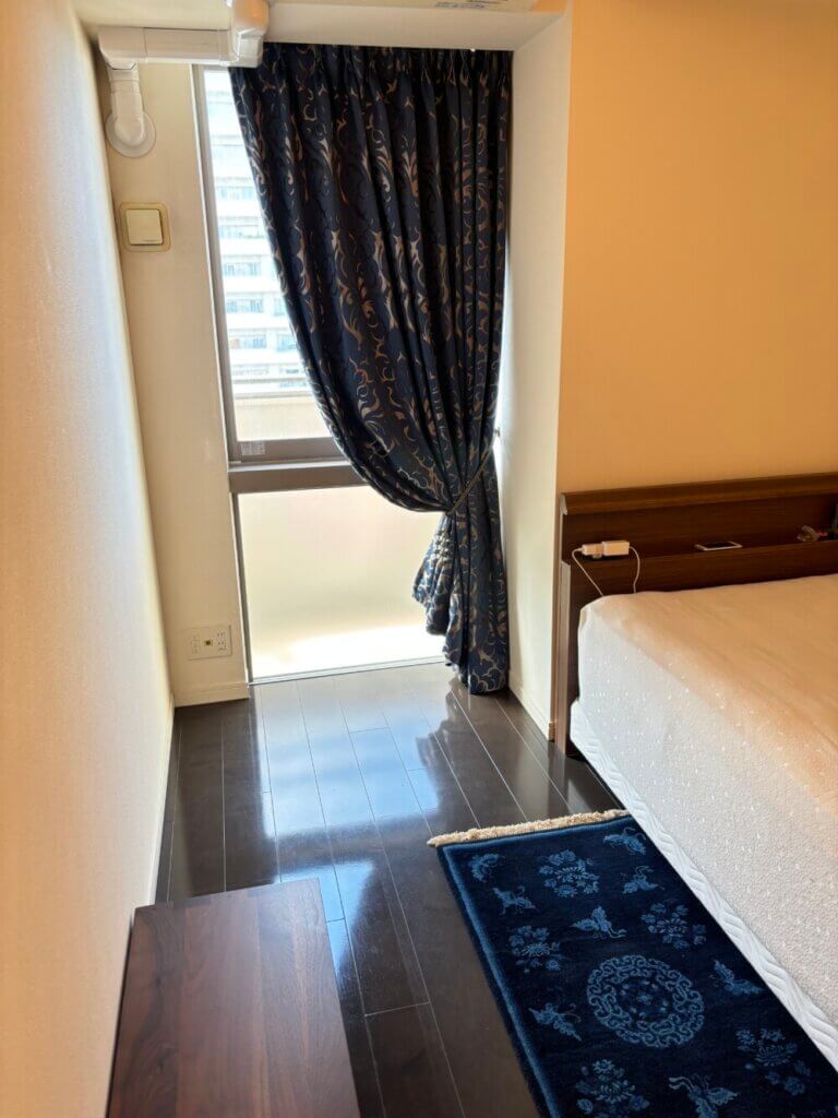 モダンシノワズリを彩る上質なオーダーカーテン