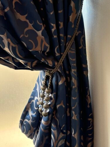 モダンシノワズリを彩る上質なオーダーカーテン