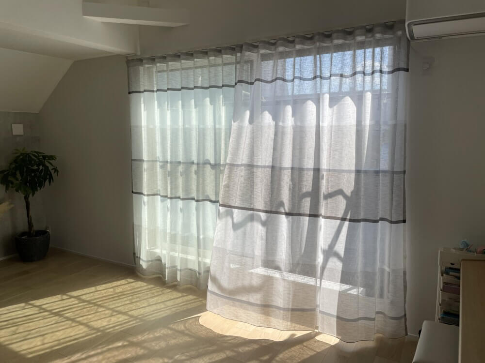 空間を美しく整える　ウェーブスタイルカーオーダーカーテン