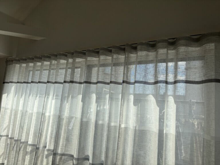 空間を美しく整える　ウェーブスタイルカーオーダーカーテン