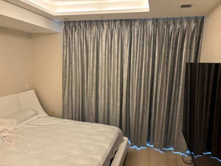 ストレートバランス装飾でホテルライクなオーダーカーテン東京