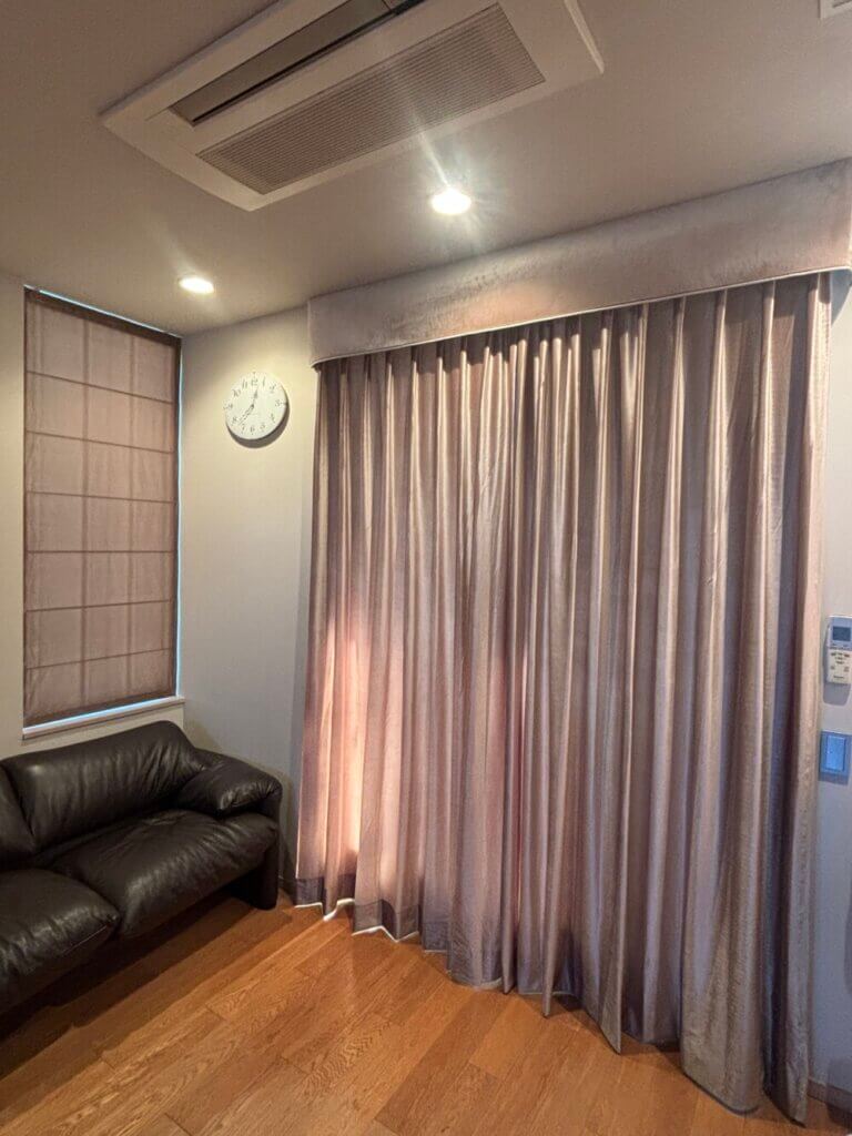 ストレートバランス装飾でホテルライクなオーダーカーテン東京