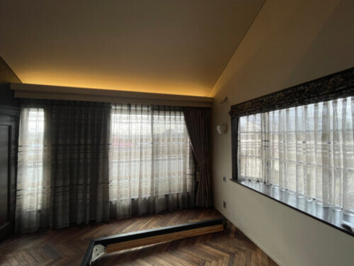 愛車とアートに包まれる、上質な大人のプライベート空間