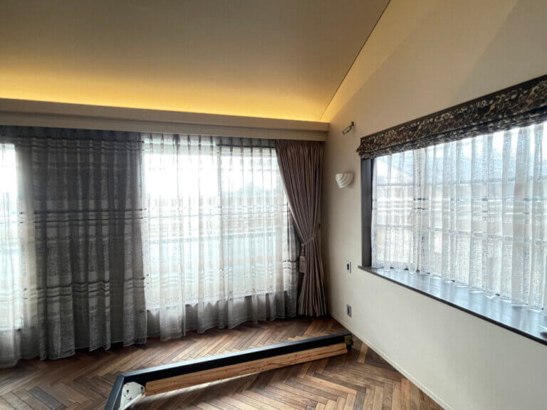 愛車とアートに包まれる、上質な大人のプライベート空間