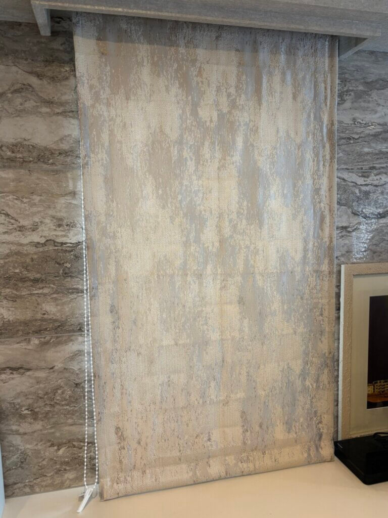 サンドカラーが描く、クワイエットラグジュアリー空間