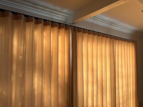 ウェーブスタイルで魅せる、モダンフレンチな邸宅