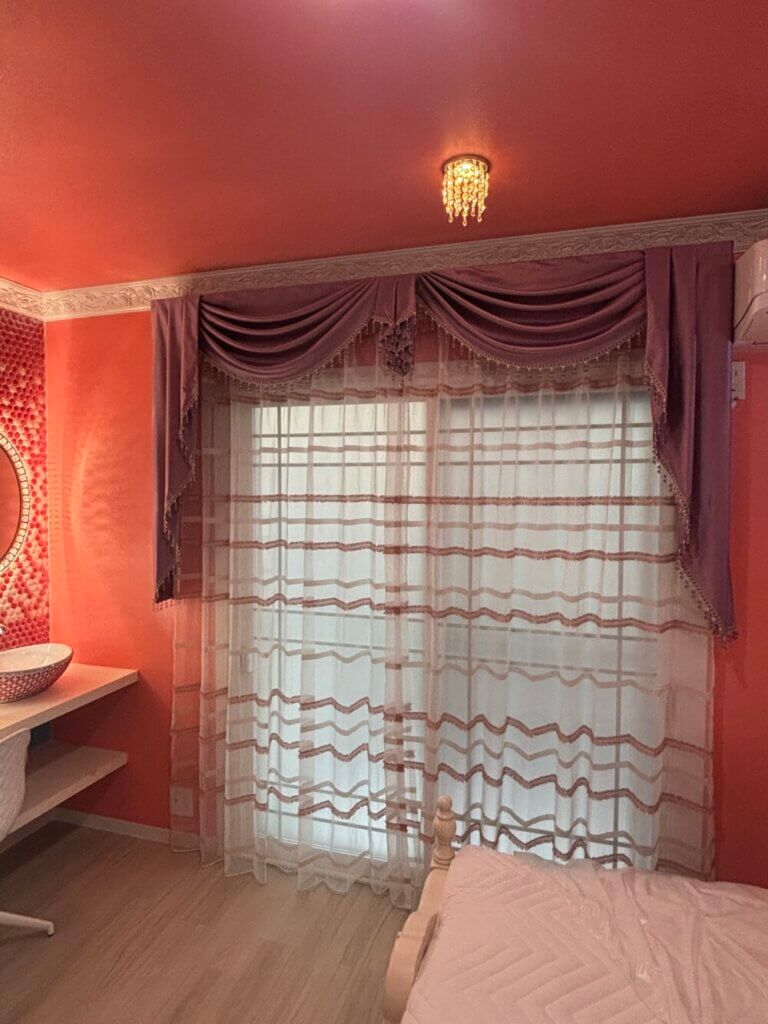 ユニークな発想が光る、民泊インテリア