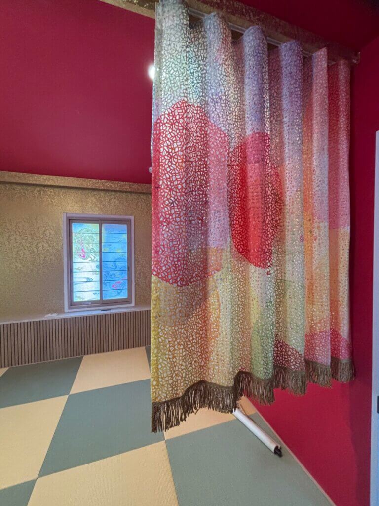 ユニークな発想が光る、民泊インテリア